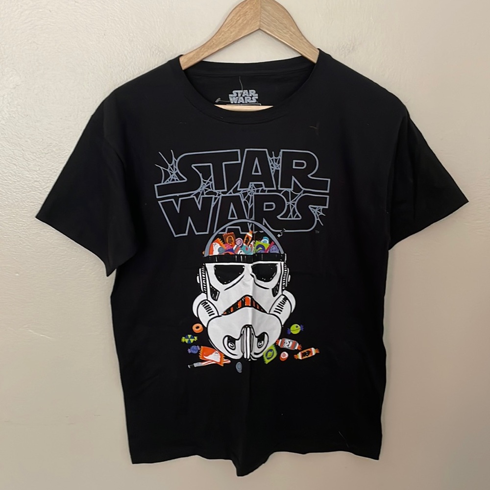 NWOT Star Wars Halloween Tee. Large